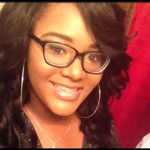 Meet your Posher, Shalonda