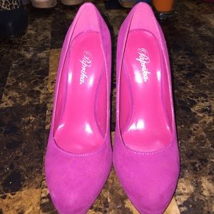Hot Pink pumps