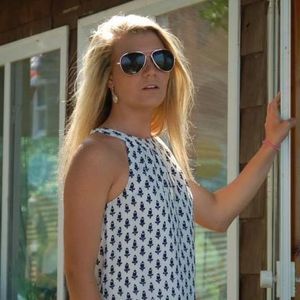 Meet your Posher, Sidney