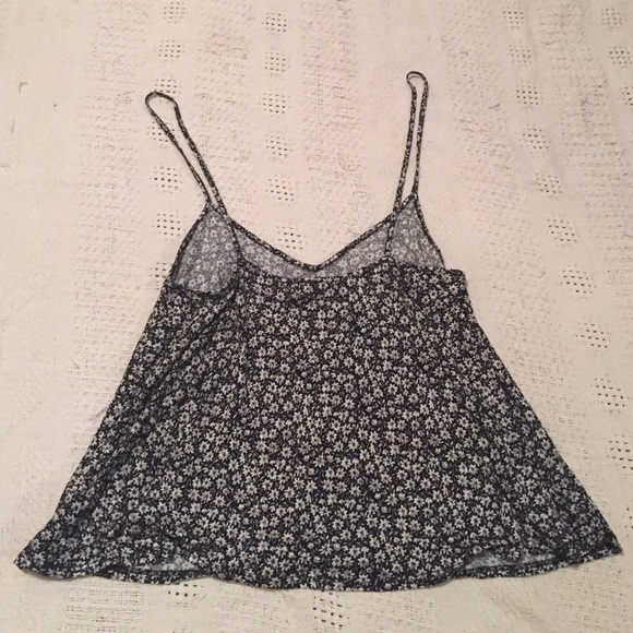 Urban Outfitters Flowy Flower Tank Top - Picture 3 of 3