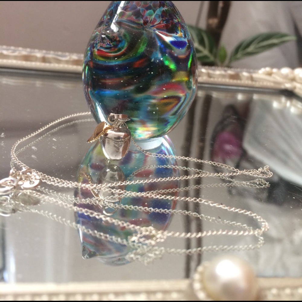 Apple Pendant - image 4