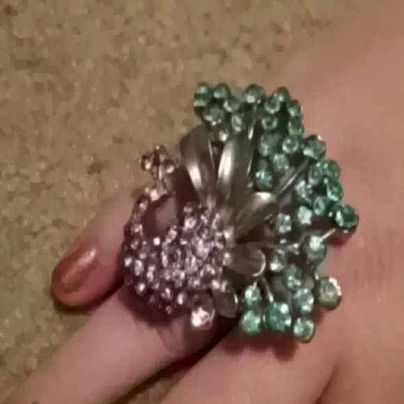 Deb peacock ring