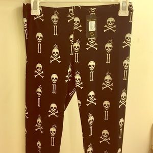 Graphic skull & bones printed leggings
