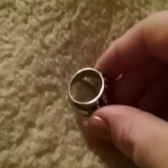 Zebra ring - Picture 2 of 2