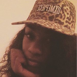 Meet your Posher, Jasmine