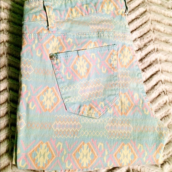 Pastel skinny jeans💕💕