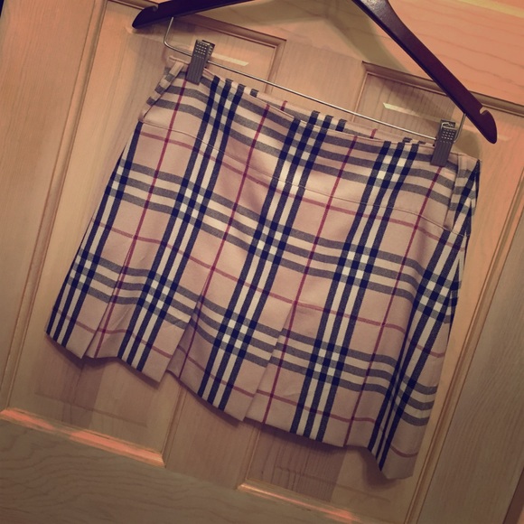 Authentic Burberry Mini Skirt Size 4