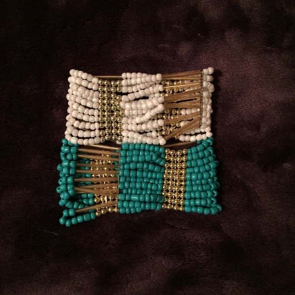 Two beaded bracelets - Picture 2 of 2