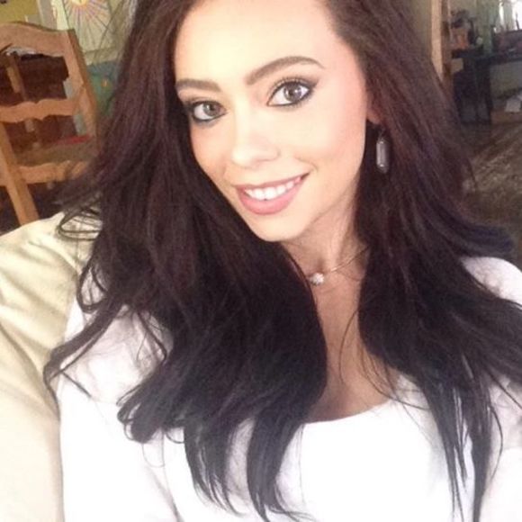 Meet your Posher, Shelby - Picture 2 of 2