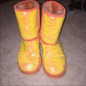 sparkly orange Uggs
