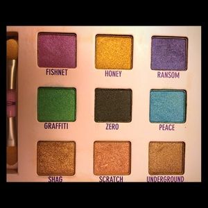 💯 Authentic Urban Decay Eyeshadow Palette