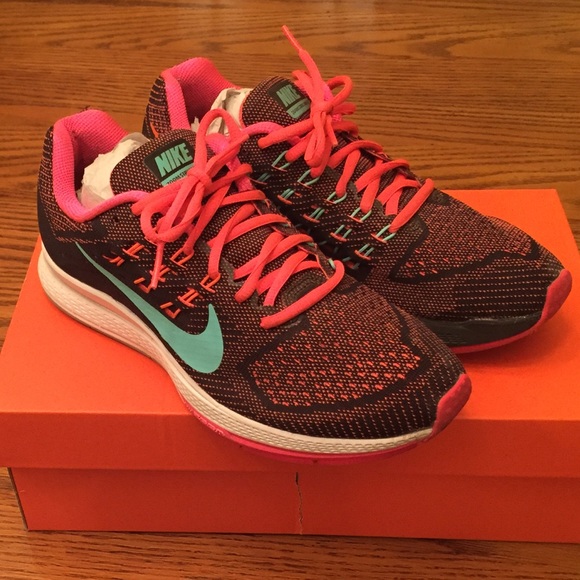 Women's Nike Air Zoom Structure
