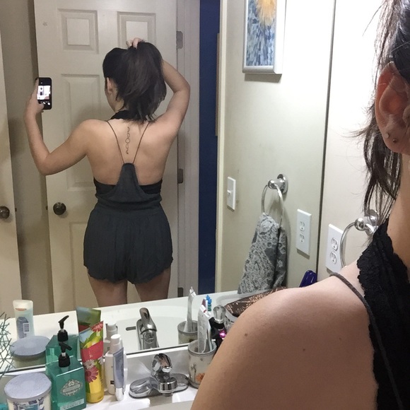 Urban Outfitters Romper - Picture 4 of 4