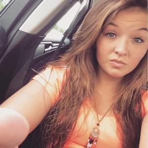 Meet your Posher, Amanda renee