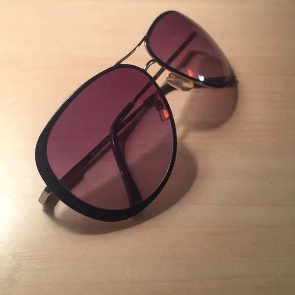 Sunglasses - Picture 2 of 3
