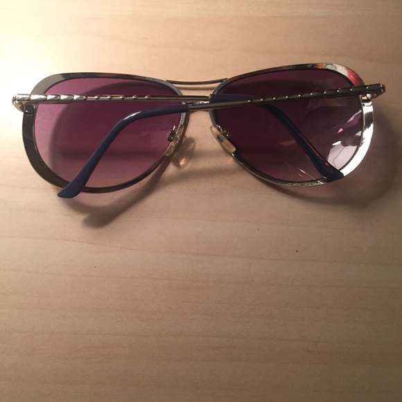 Sunglasses - Picture 3 of 3