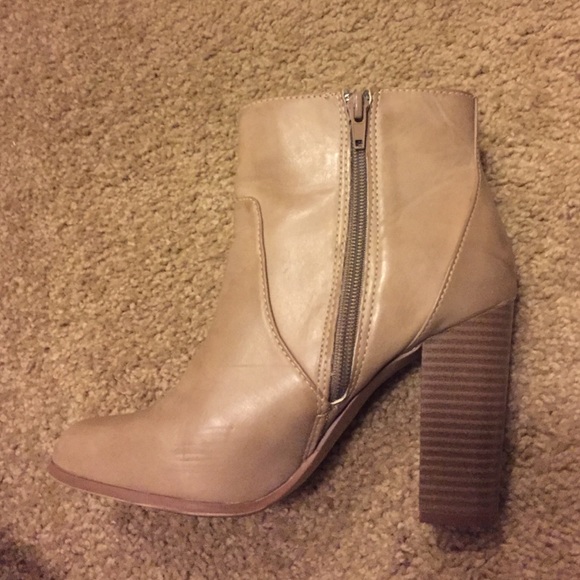 Ankle Boots! - Picture 2 of 4