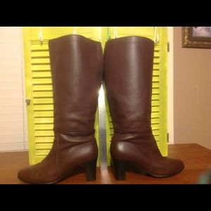 Wide calf dark brown boot.