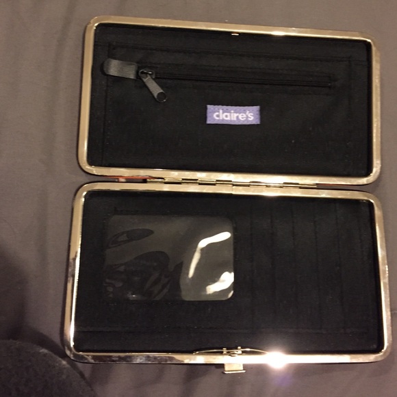 Wallet - Picture 2 of 3