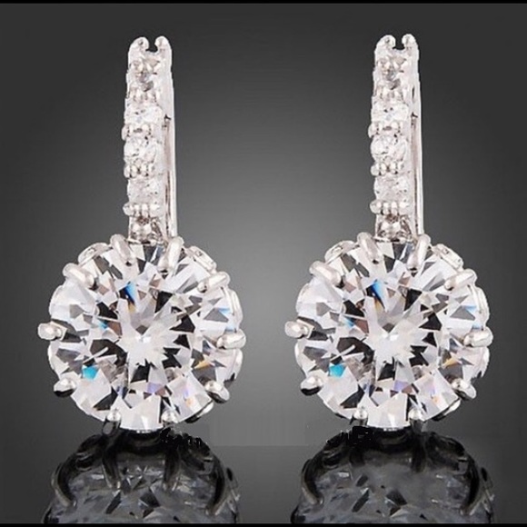 Jewelry - Austrian Crystal Earrings💎💎