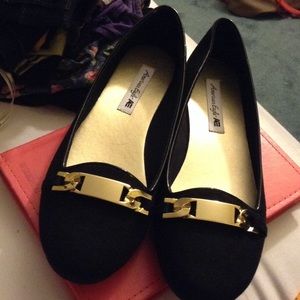 Black flats!