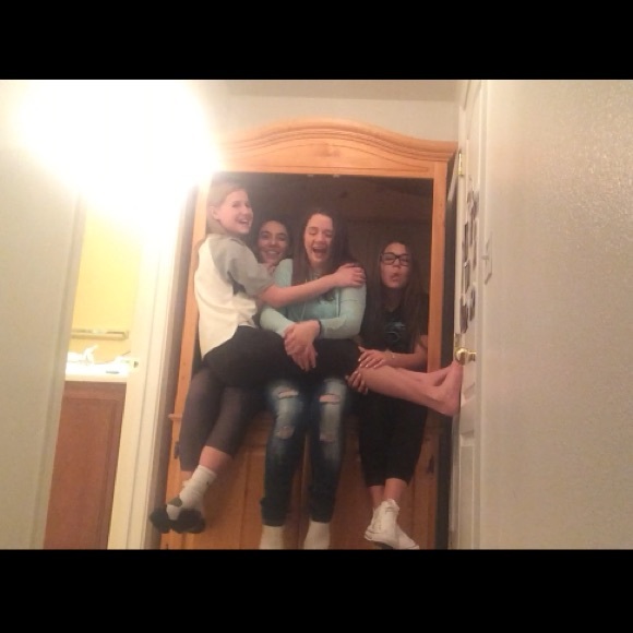 Meet your Posher, Bella - Picture 1 of 1