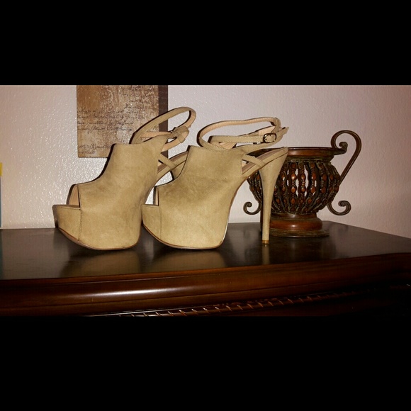 Sexy heel!