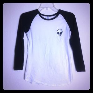 Alien patch top