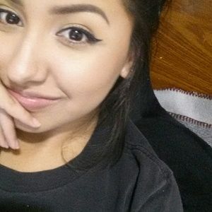 Meet your Posher, Ana