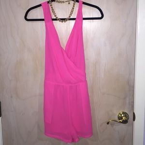 *FREE NECKLACE* w. hot pink romper