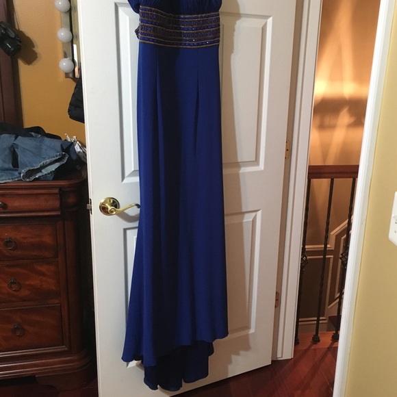 Sherri hill gown