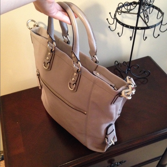 Coach Madison Julianne Grey Bag - Picture 2 of 4