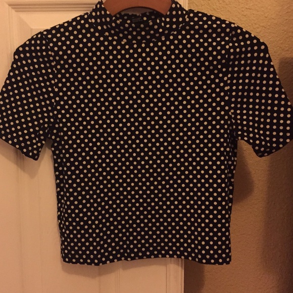 Cropped mock polk a dot turtleneck