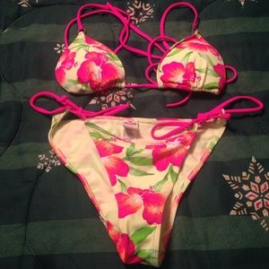 Hollister bathing suit