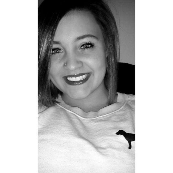 Meet your Posher, Nathalie