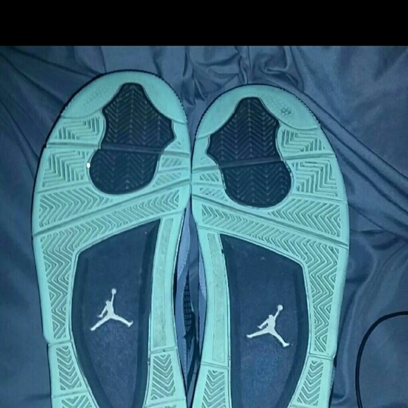 jordan 4 green glow - Picture 2 of 4