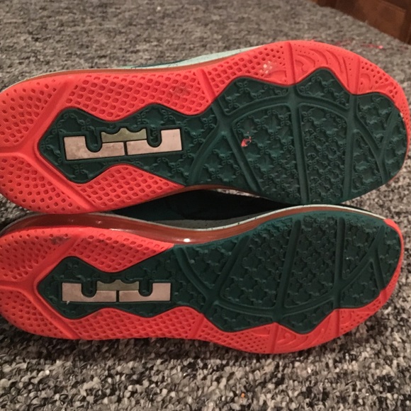 Lebron 11 low - Picture 4 of 4