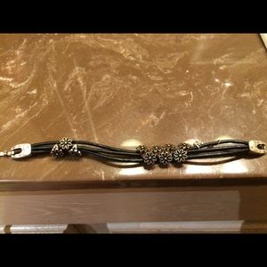 NWOT Brighton flower bracelet