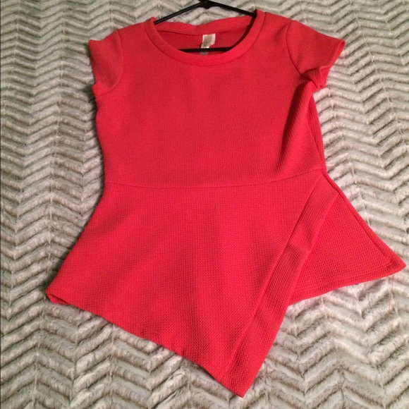 🆕Hot Pink Shirt🎀🎀