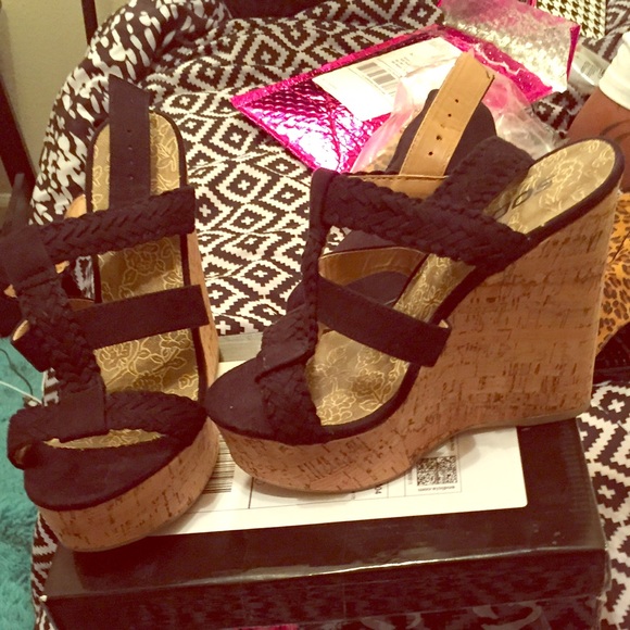 New never worn wedges - Picture 1 of 1