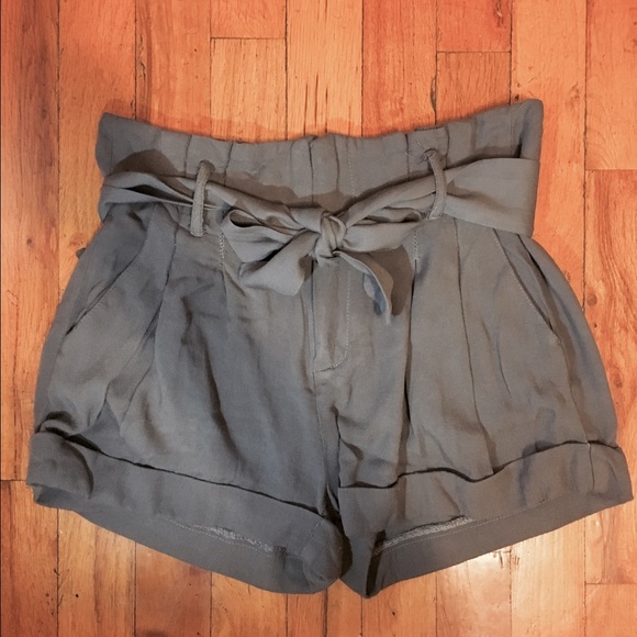 Sparkle & Fade Pants - Grey flowy high waist shorts