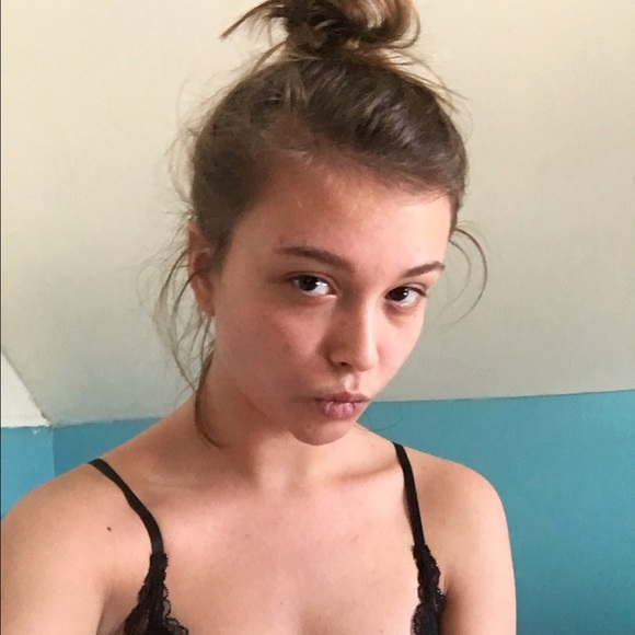 Meet your Posher, Meredith