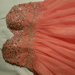 Prom / homecoming / formal dress