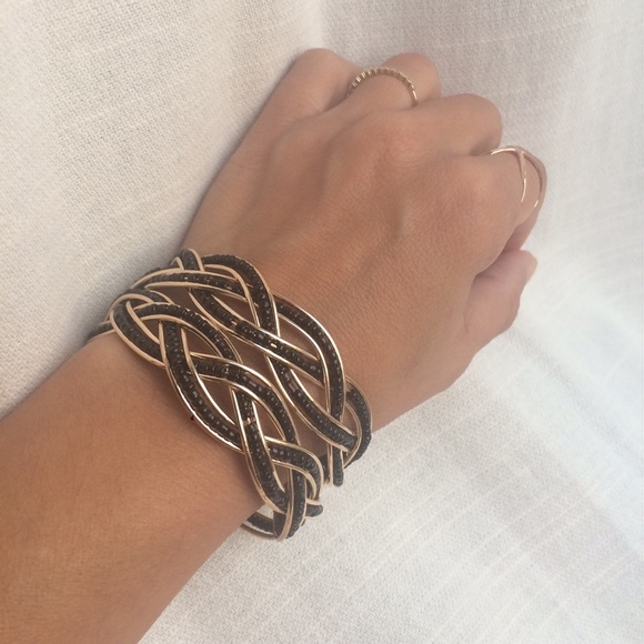 Last one❣black beaded cuff w/gold trim - Picture 2 of 4