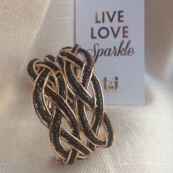 Last one❣black beaded cuff w/gold trim - Picture 3 of 4