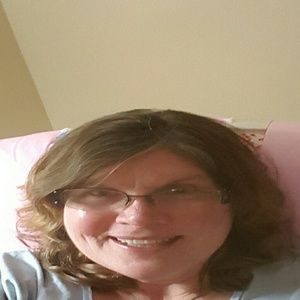 Meet your Posher, Lenette