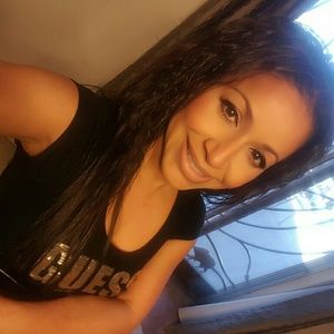 Meet your Posher, Vanessa