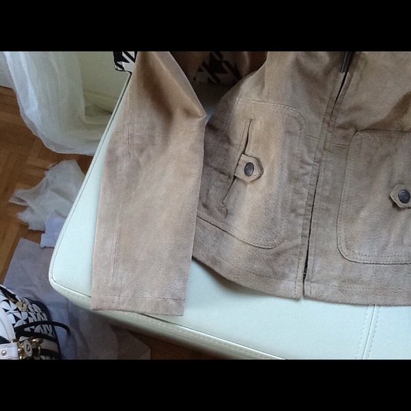 Suede jacket - Picture 3 of 3