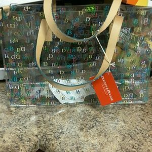 New dooney and burke tote! Great buy Selling cheap