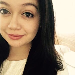 Meet your Posher, Cristal